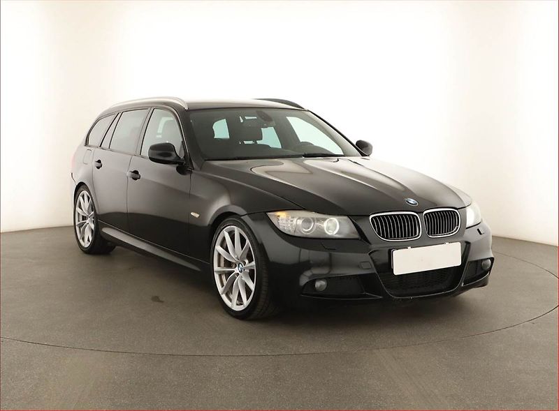 BMW Řada 3 (2010) 330 d, Automat, po STK - fotografie inzerátu