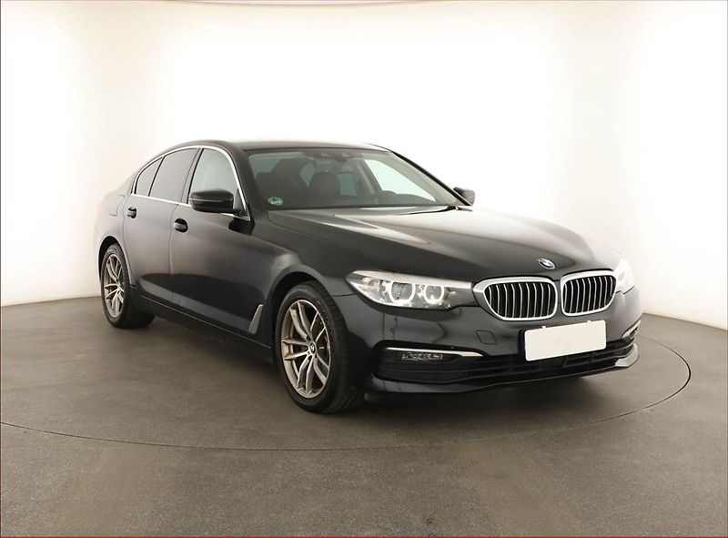 BMW Řada 5 (2020) 520d, Automat, Serv.kniha - fotka 1 z 19