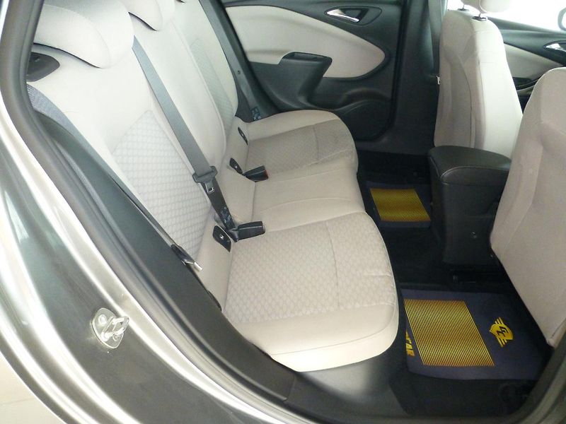 Opel Astra (2016) 1,6CDTI*ALU*PARK.S*Záruka 36mě - fotka 21 z 25