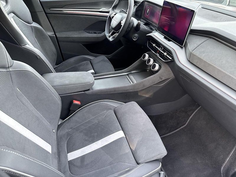 Škoda Kodiaq (2025) 2.0 TDI 4x4 DSG Sportline - fotka 9 z 33