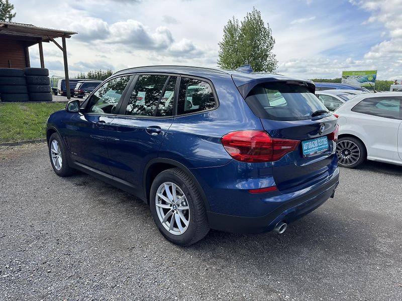 BMW X3 (2018) 2.0 X-DRIVE 140KW - fotka 6 z 20