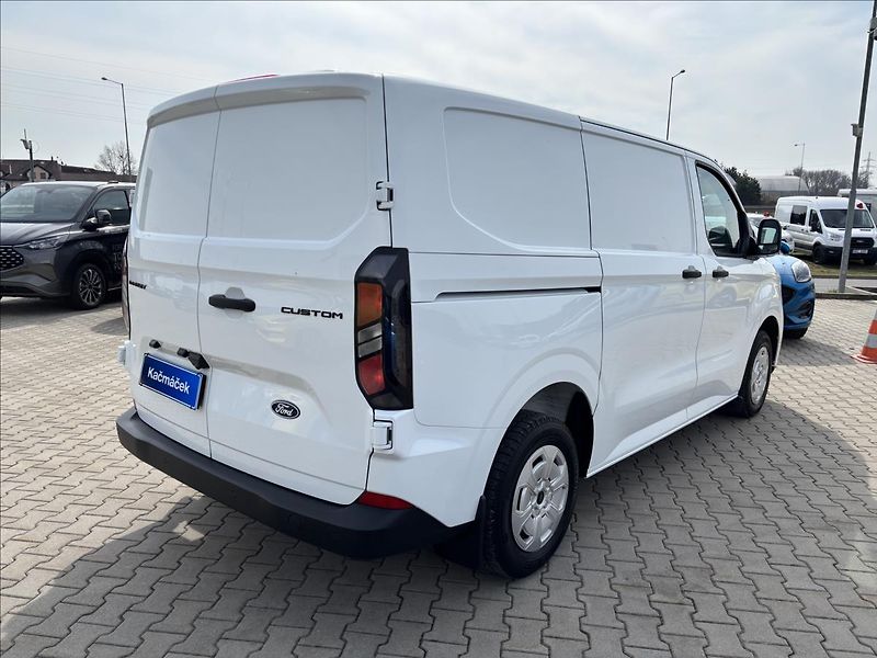 Ford Transit Custom 2,0 EcoBlue 100kW L1 - fotka 5 z 36