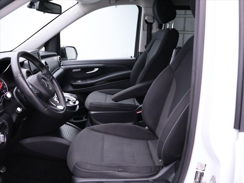 Mercedes-Benz Třídy V 2,1 220d L120kW AMG Paket DPH - fotka 11 z 32