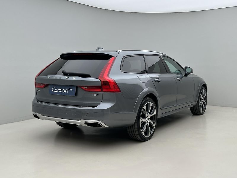 Volvo V90 T5 AWD PLUS AUT - fotka 12 z 44