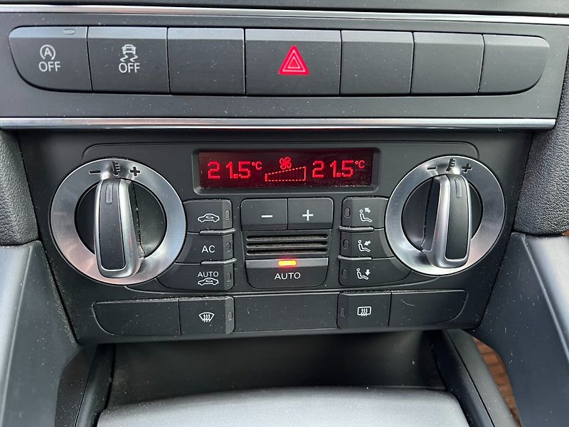 Audi A3 (2011) 1.6TDi 77kW! Sportback! - fotka 14 z 23