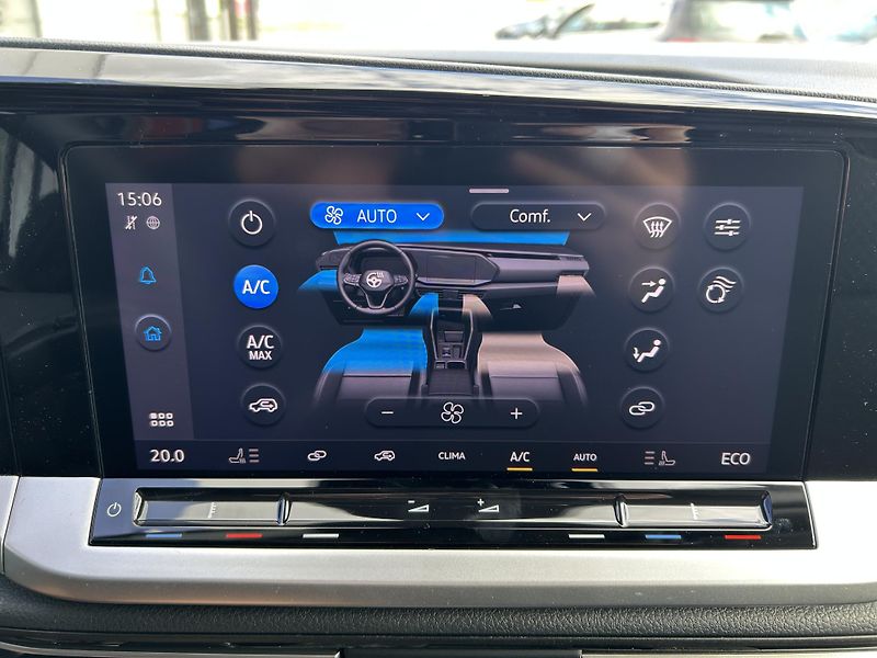 Ford Tourneo Connect 1.5 Ecoboost 110kW AT Titanium - fotka 31 z 40