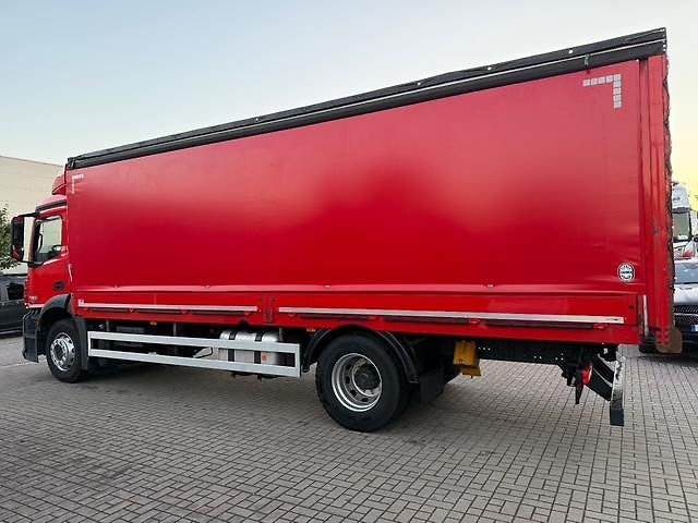 Mercedes-Benz Actros 1830 4x2 třístranná shrnovačka - fotka 14 z 20