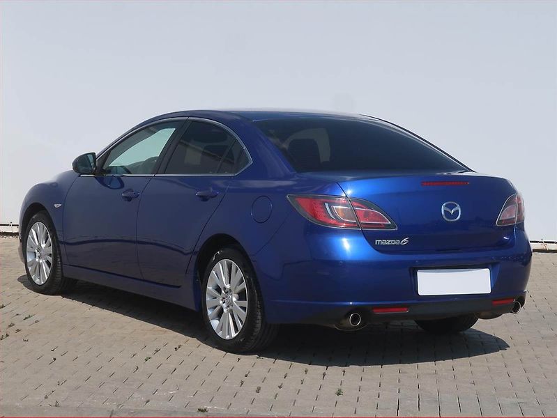 Mazda 6 (2008) 2.0, Xenony, Tempomat - fotka 4 z 17