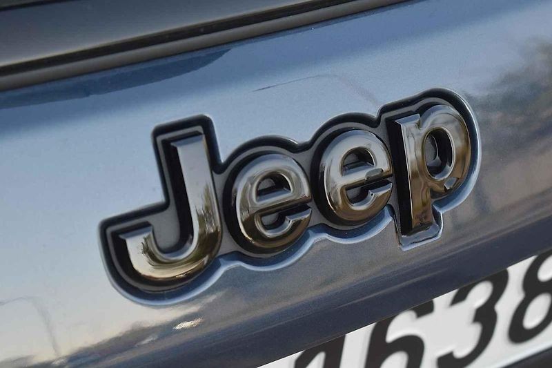 Jeep Compass již je k mání jen s menší či větší elektrifikací