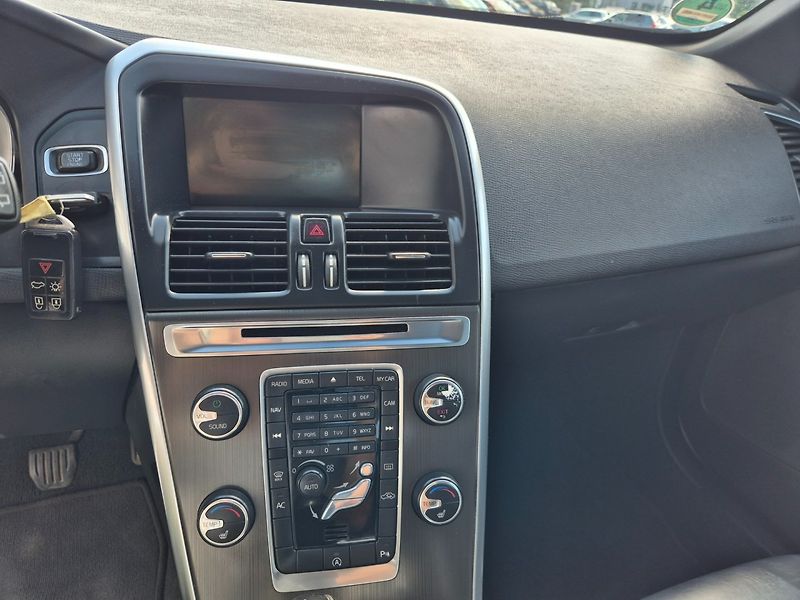Volvo XC60 (2013) 2.0 D4 Rozvody,TOP STAV - fotka 10 z 24