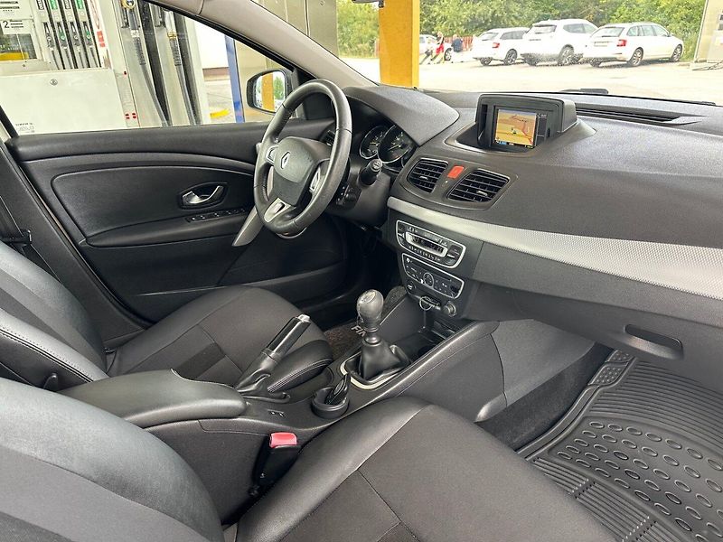 Renault Fluence (2011) 1.5DCi NAVI, GARANCE KM - fotka 7 z 16