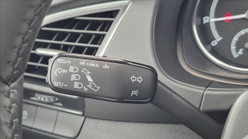 Škoda Fabia 1,0 TSi 70 Kw kombi Ambition - fotka 20 z 23