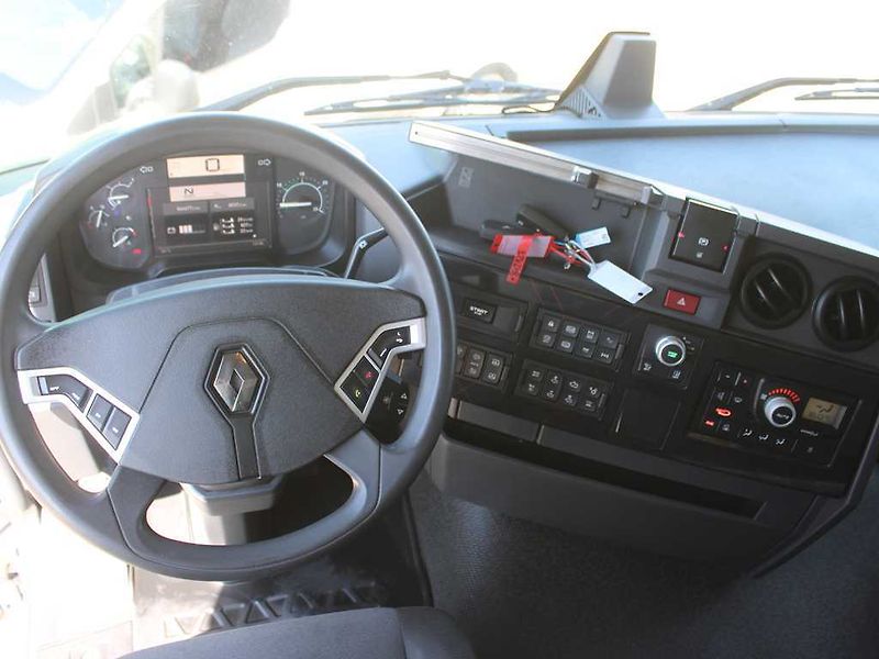 Renault Trucks T T 440, EURO 6, VZDUCHOVÉ PÉROV - fotka 8 z 19