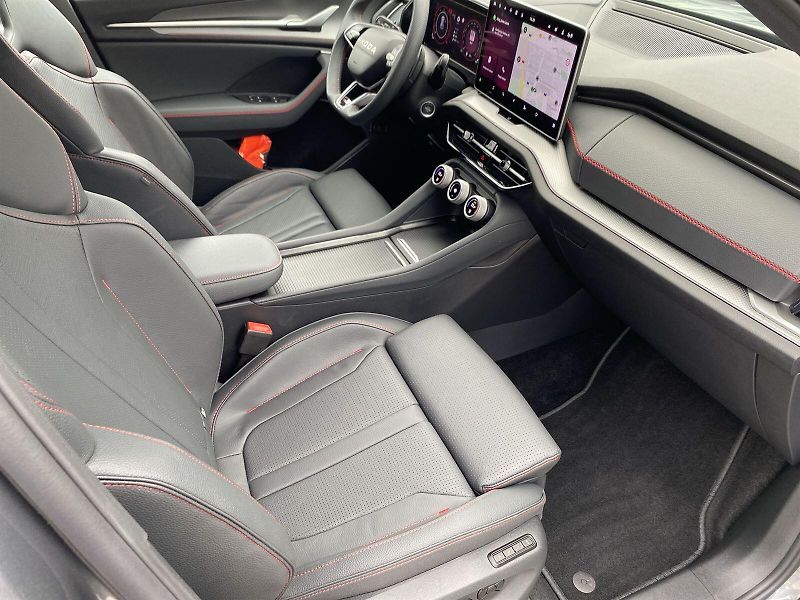 Škoda Kodiaq (2025) 2,0 TSI 4x4 DSG RS - fotka 11 z 41