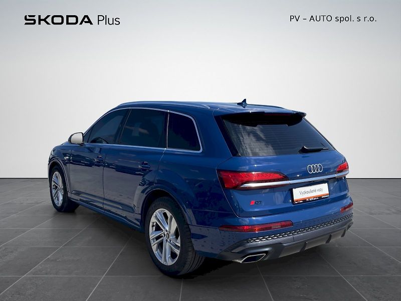 Audi Q7 (2024) 50 TDI 210 kW Quattro S-Line 7 - fotka 29 z 35