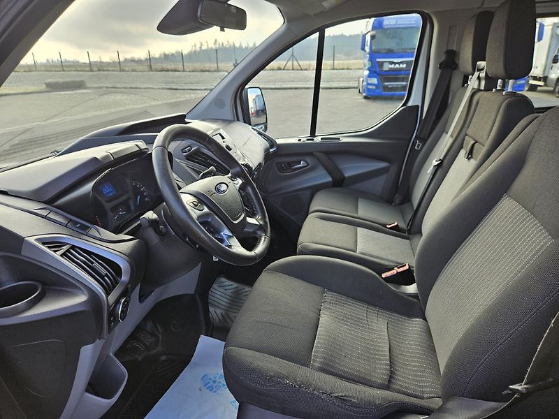Ford Transit Custom 2,0 TDCi 6 míst GO motoru - fotka 8 z 19