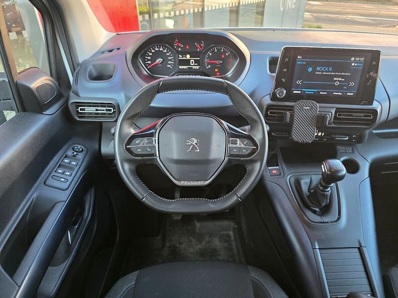 Peugeot Rifter 1.5d 130k TAŽNÉ 1.MAJ - fotka 14 z 16