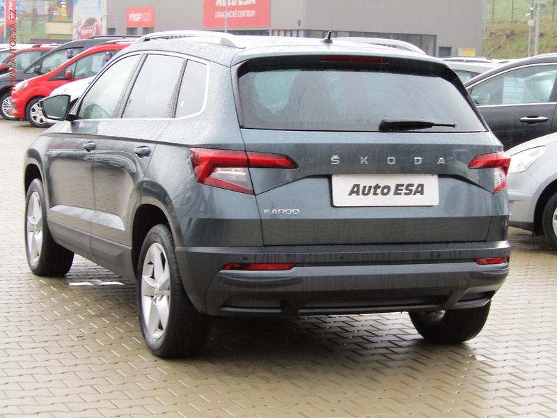 Škoda Karoq (2019) 1.6 TDi, ČR, Style, DSG - fotka 4 z 20