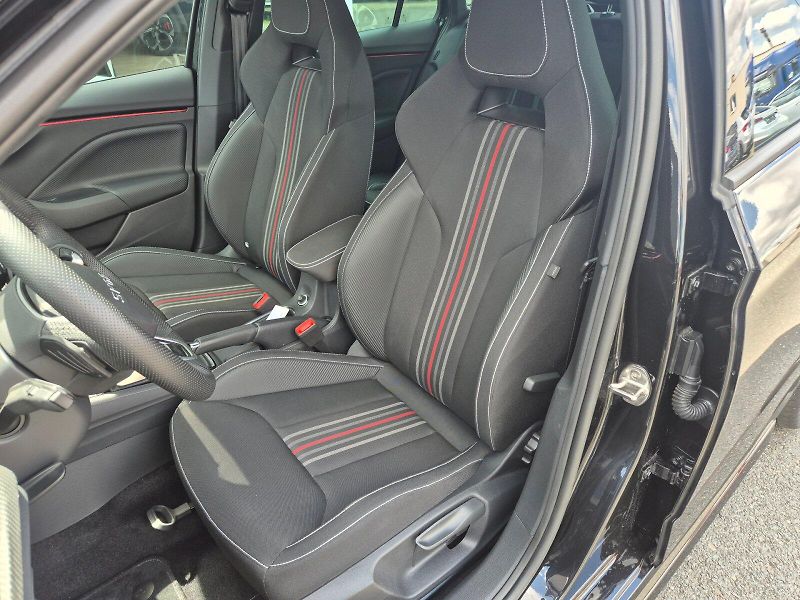 Škoda Kamiq (2025) Monte Carlo 1.5TSi 110kW 7°aut - fotka 11 z 30