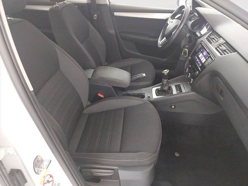Škoda Octavia (2017) Ambition Plus 1.6 TDI - fotka 9 z 18