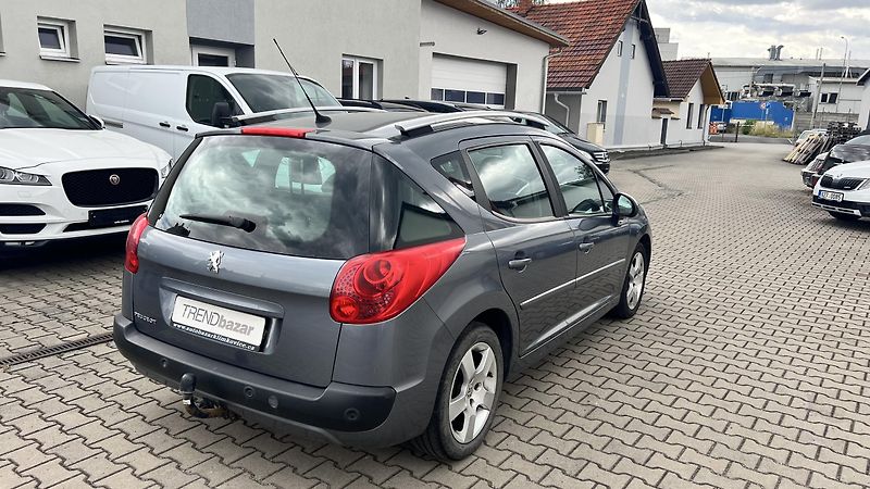 Peugeot 207 207 1.6 Hdi SW - fotka 4 z 9