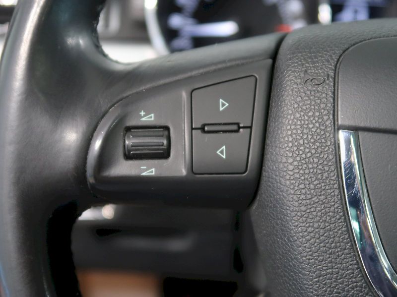 Škoda Superb (2013) ELEGANCE 2.0TDI 103KW 4x4 DSG - fotka 22 z 41
