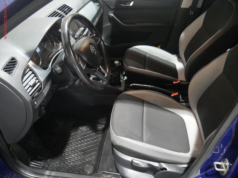 Škoda Fabia (2017) 1.0 TSI, ČR, AC, temp - fotka 9 z 16