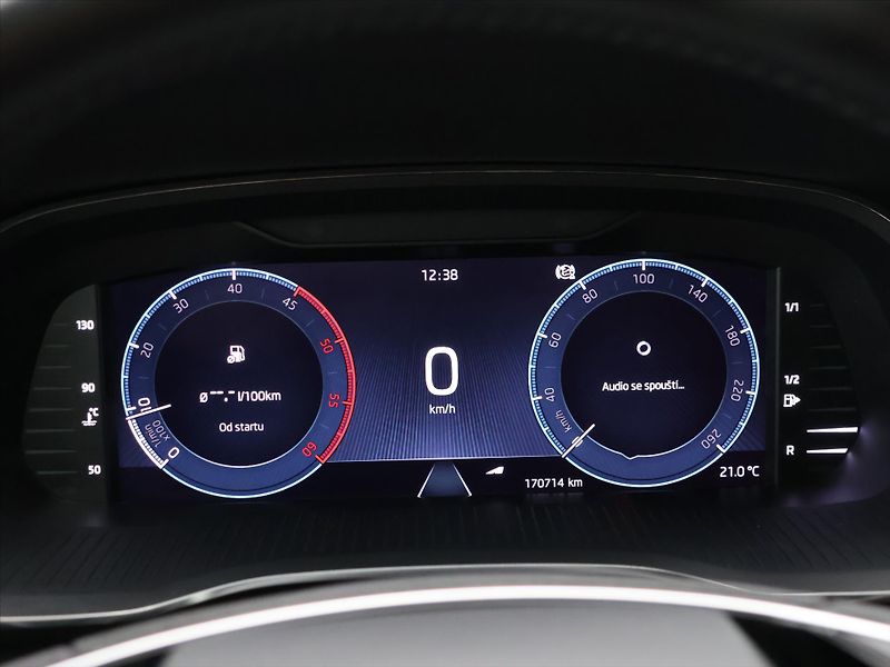 Škoda Octavia 2,0 TDI 110kW CZ Style Matrix - fotka 18 z 34