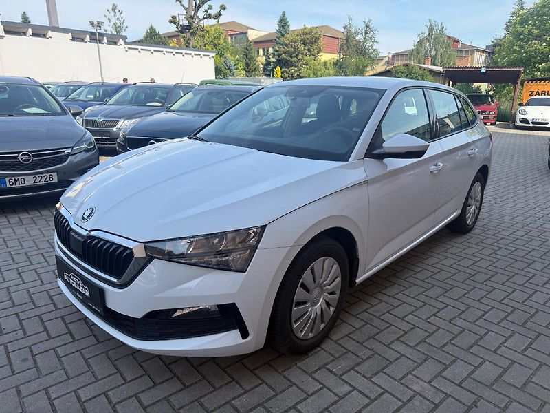 Škoda Scala (2020) 1.0 TSI - fotka 1 z 15