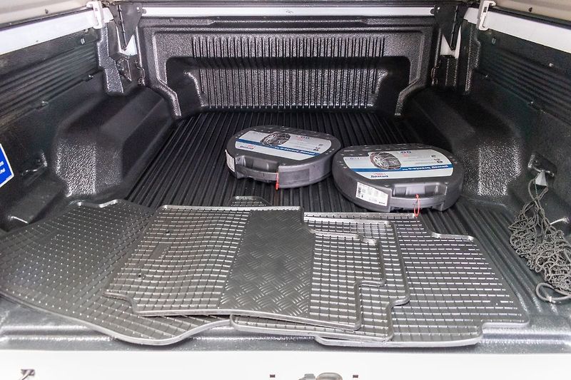 Ford Ranger 2.0 XLT*Naviják*4x4*TAŽNÉ*ČR 1 - fotka 44 z 46