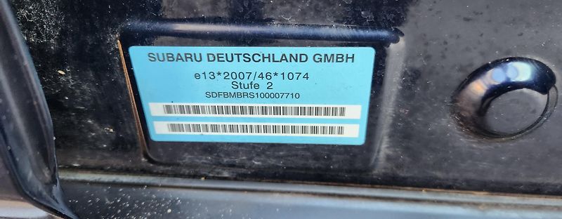 Subaru Outback (2015)  2.0D*BOXER*4x4*AUT*VÝHŘEV*ČR* - fotka 27 z 44