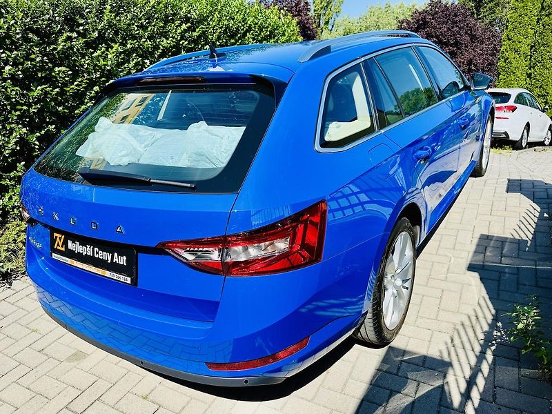 Škoda Superb (2022) 1,5TSi 110kW STYLE DSG Koup.ČR - fotka 5 z 20