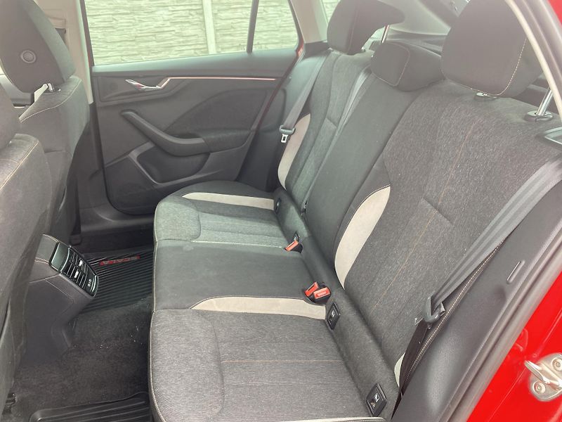 Škoda Scala 1.0i G-TEC STYLE CZ DPH LED 1A - fotka 107 z 156
