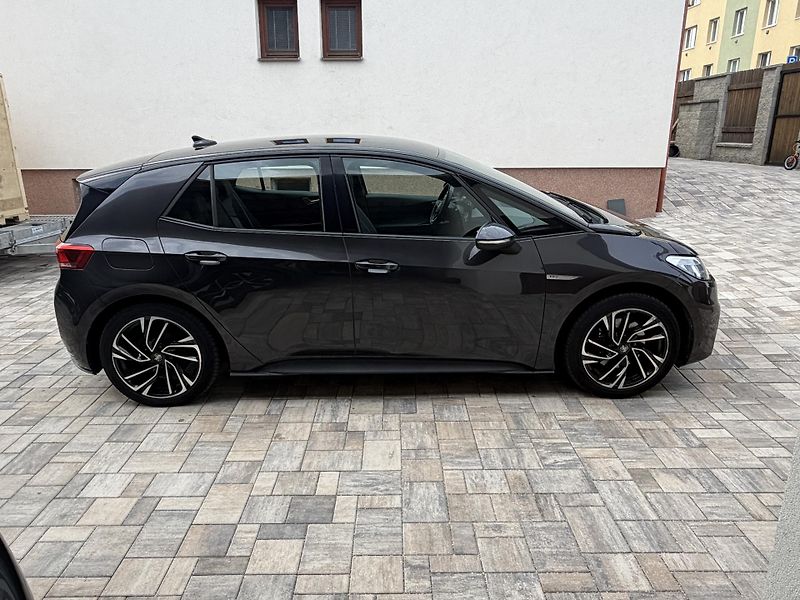 Volkswagen ID.3 (2020) PRO 62kwh, 150kw - fotka 4 z 13