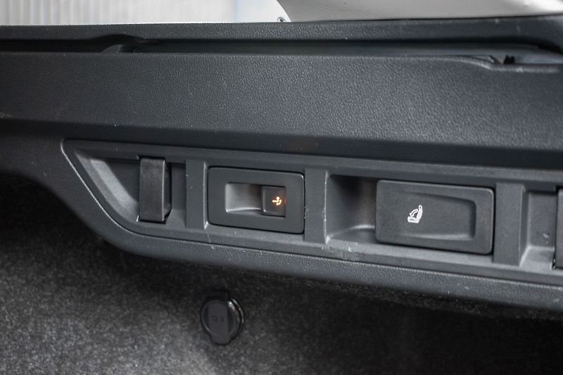 Škoda Octavia 2.0TDI 110kW REZERVACE - fotka 36 z 39