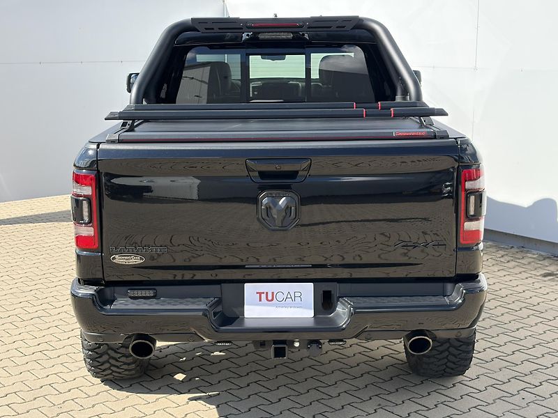 RAM 1500 (2024) Laramie 5.7 V8 HEMI LIFT - fotka 5 z 49