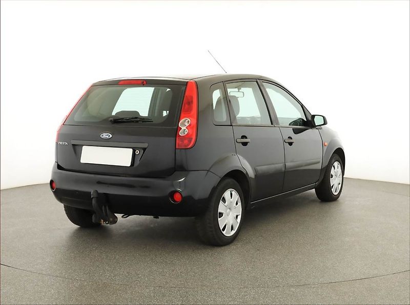 Ford Fiesta (2007) 1.4 16V, po STK, Tažné - fotka 5 z 15