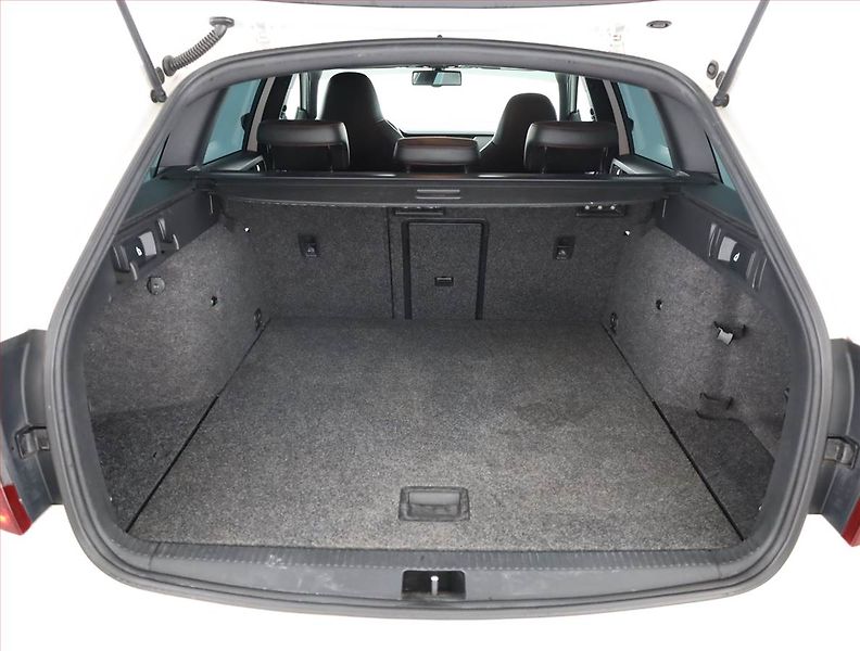 Škoda Octavia (2016) RS 2.0 TDI, Kůže, Navi - fotka 19 z 20