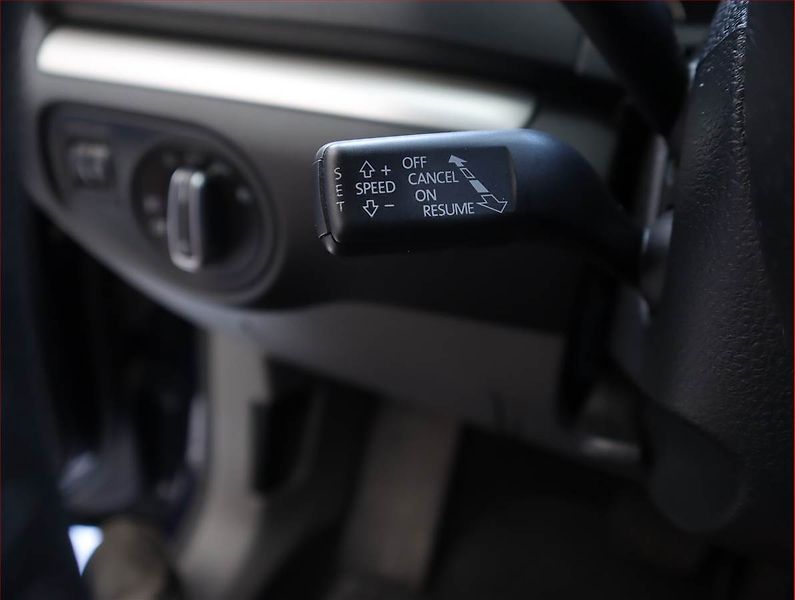 Seat Alhambra (2014) 2.0 TDI, Automat, 7 míst, Navi - fotka 22 z 22