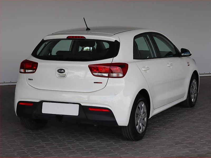 Kia Rio (2017) 1.25 CVVT, Serv.kniha - fotka 5 z 18