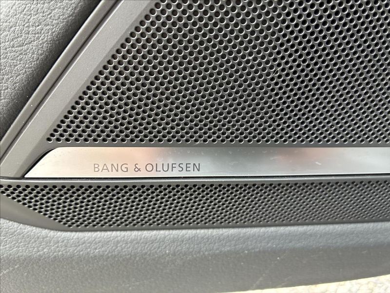 Audi A6 Avant 2,0 TFSI 195 KW,S-LINE,T - fotka 14 z 39