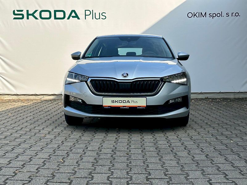 Škoda Scala (2022) 1.0 TSI 81kW AmbitionPlus DSG - fotka 4 z 22