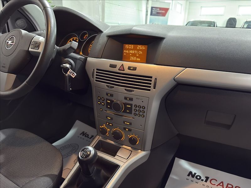 Opel Astra 1,6   i H KLIMATIZACE TEMPOMAT - fotka 18 z 36