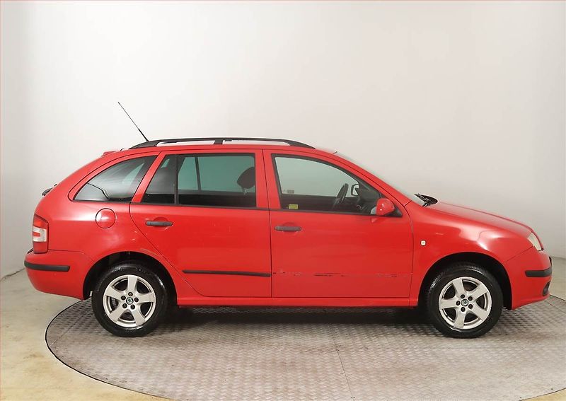 Škoda Fabia (2007) Elegance 1.4 TDI, nová STK - fotka 6 z 15