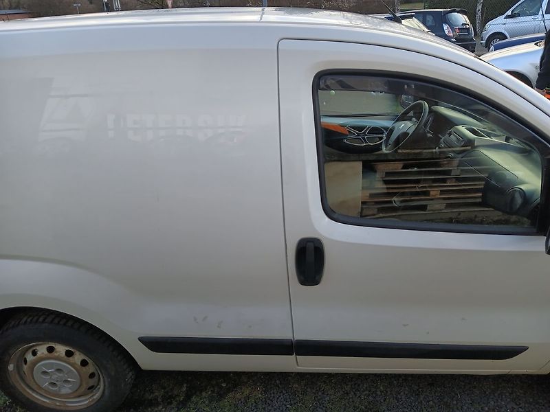 Peugeot Bipper 1.4i - fotka 6 z 17