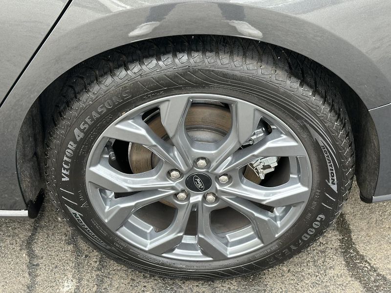 Ford Focus (2024) KOMBI ST LINE 1.5/85kW * LED - fotka 42 z 43