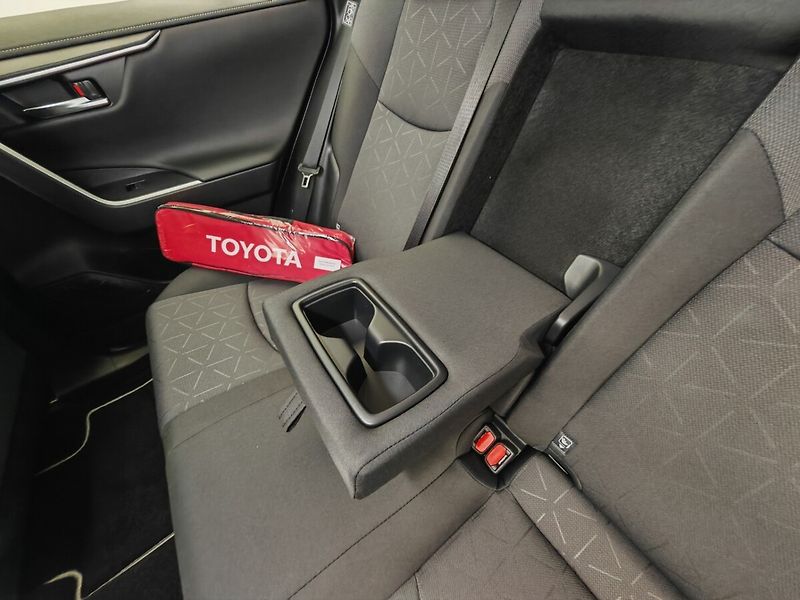 Toyota RAV4 2.5 Comfort Style 4x4 - fotka 18 z 38