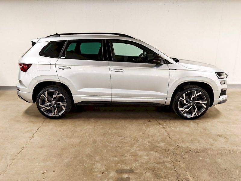 Škoda Karoq (2025) 1.5 TSI 110 kW DSG Sportline - fotka 25 z 30