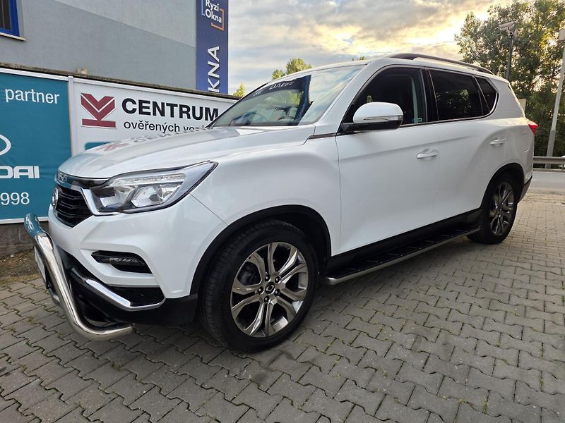 SsangYong Rexton 2.2-4x4-TAŽNÉ 3t-AUTOMAT - fotka 11 z 34