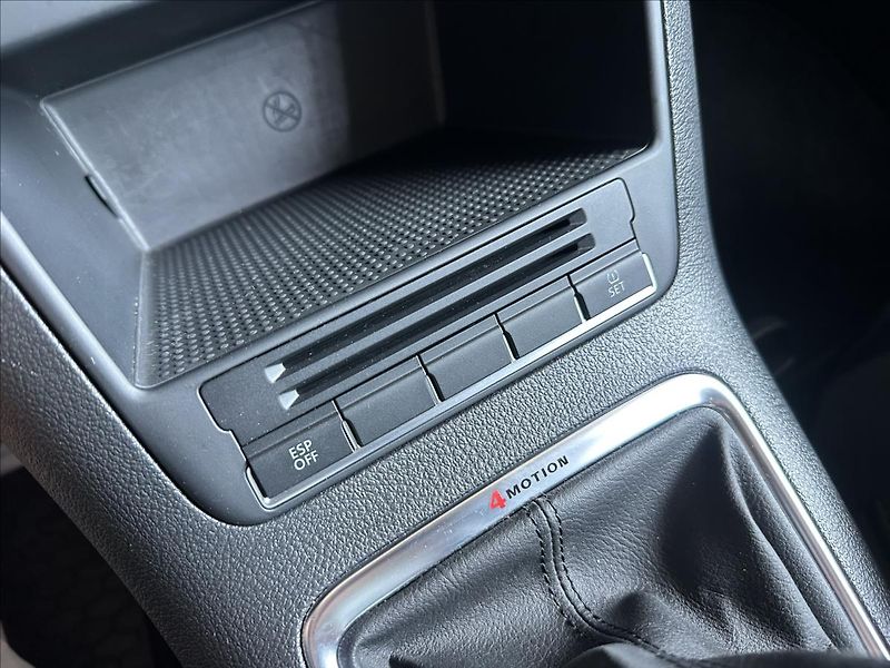 Volkswagen Tiguan 1,4 4x4 NOVÉ ROZVODY - fotka 16 z 23